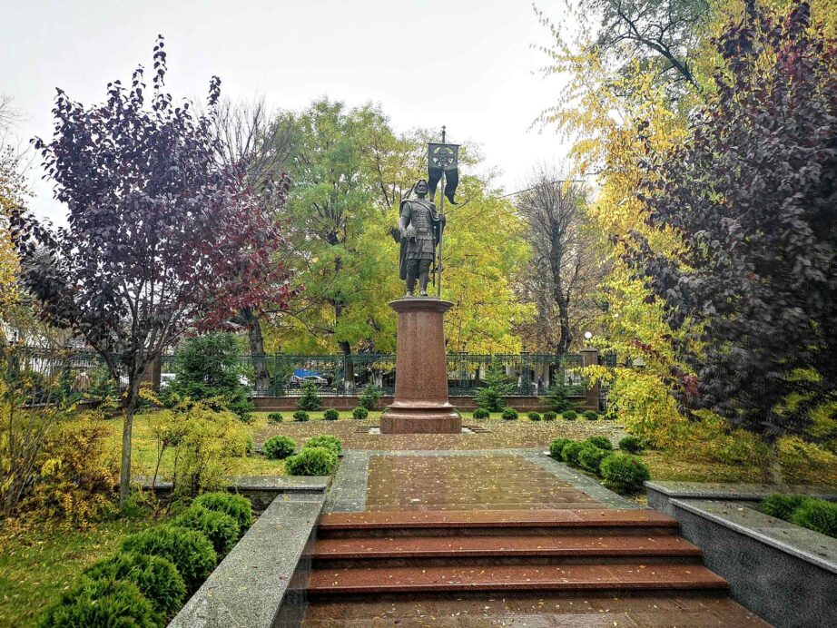 Памятник Александру Невскому